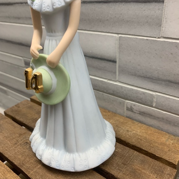 Vintage Enesco Growing Up Ceramic Birthday Girls Figurine -14 Yrs Old - Picture 3 of 6